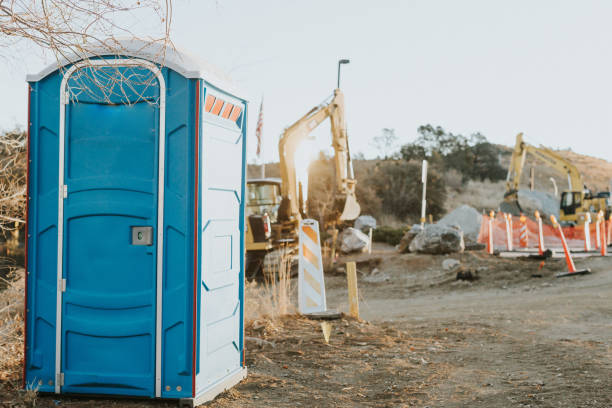 Best Luxury portable toilet rental  in Tichigan, WI