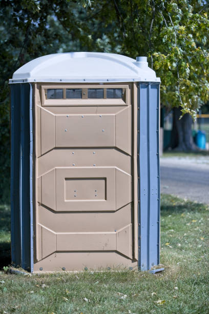 Portable bathroom rental in Tichigan, WI
